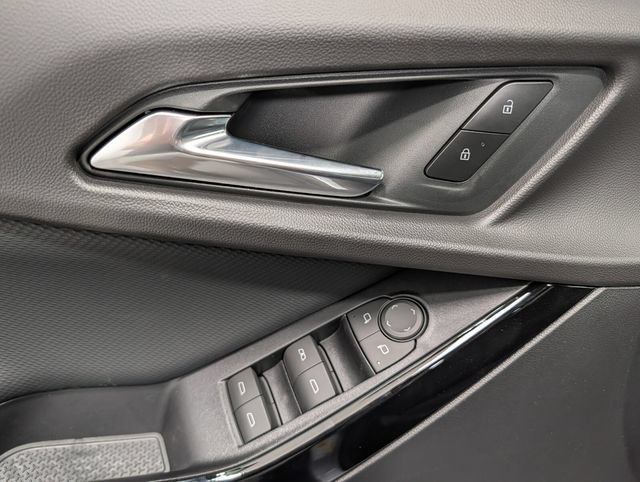 New 2027 Chevrolet Equinox LT w/ Convenience Package II FWD image 14