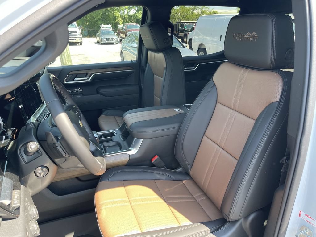 New 2026 Chevrolet Silverado 1500 High Country AWD/4WD image 11