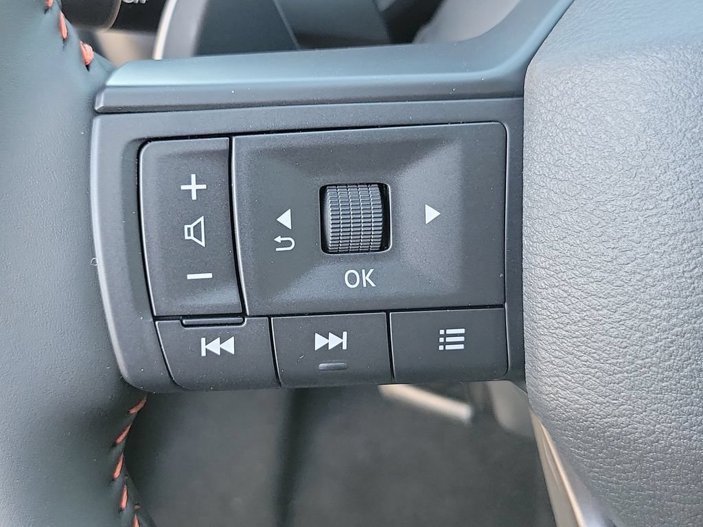 New 2026 Nissan Rogue SV AWD/4WD image 10