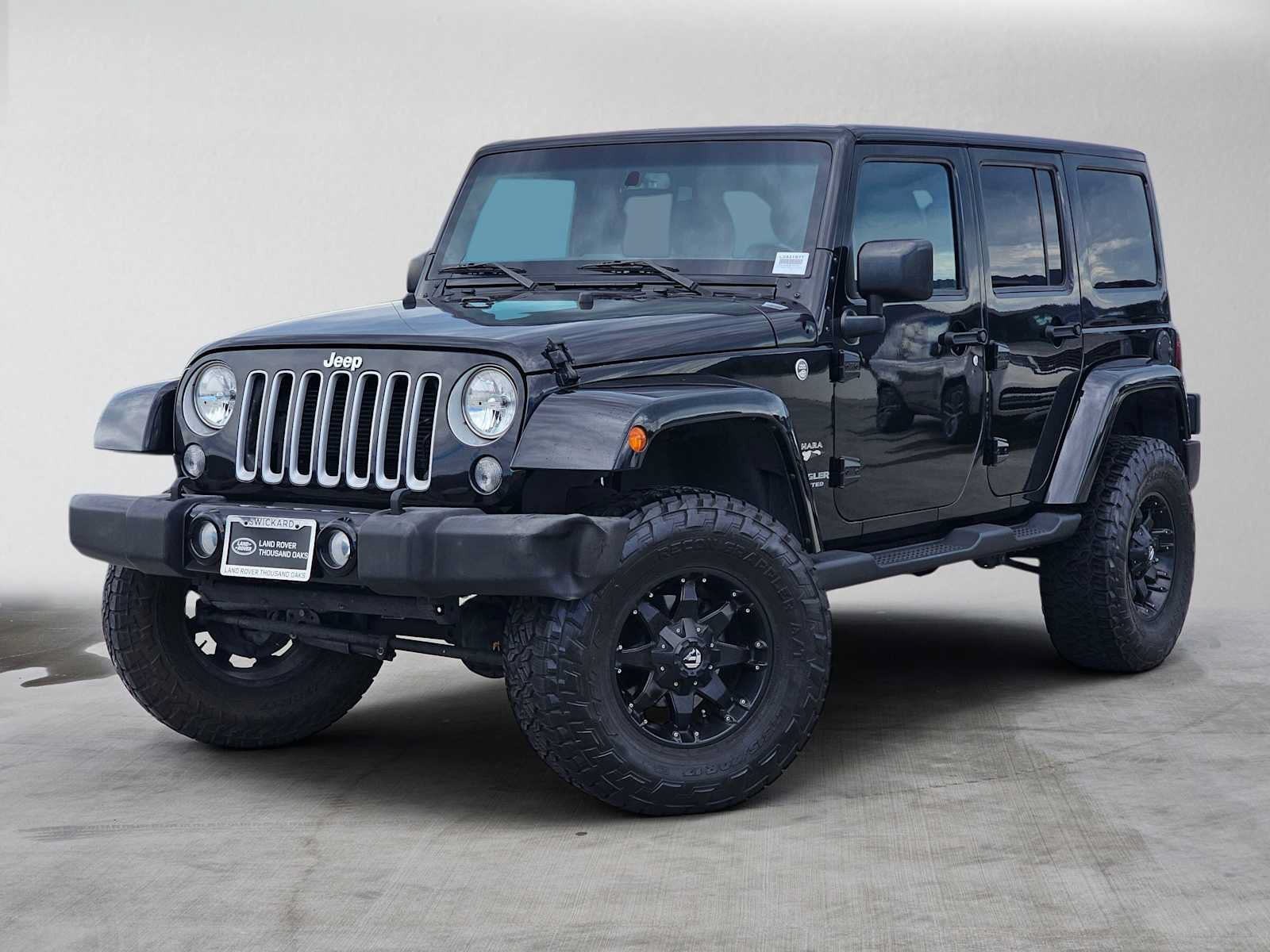 Used 2016 Jeep Wrangler Unlimited Sahara w/ Connectivity Group AWD/4WD image 1