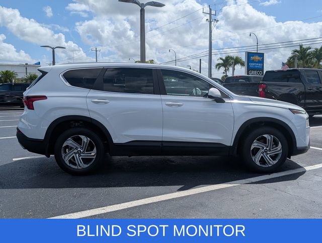 Used 2022 Hyundai Santa Fe SE image 8
