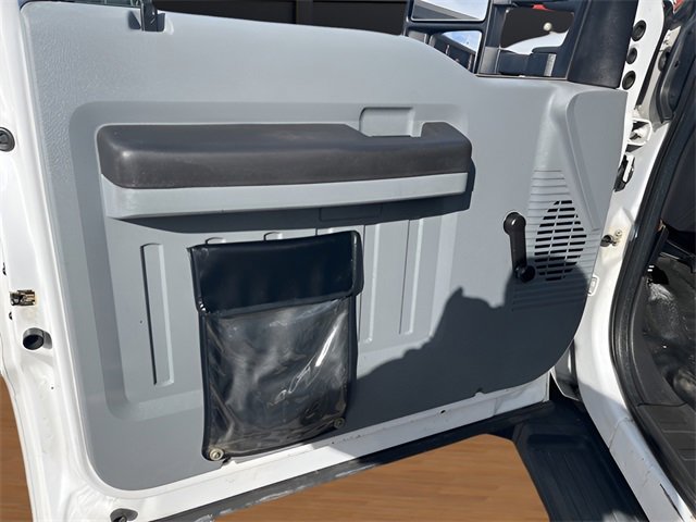 Used 2013 Ford F450 XL w/ Snow Plow Prep Pkg image 9