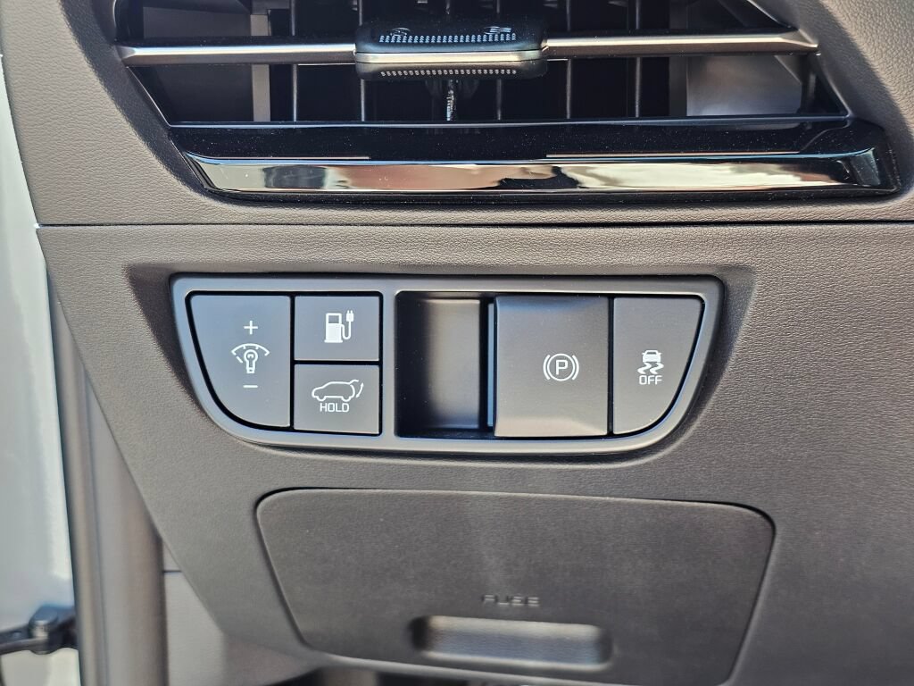 New 2026 Kia EV6 Wind AWD/4WD image 32