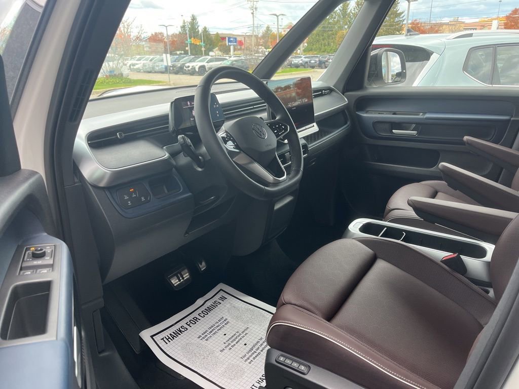 New 2025 Volkswagen ID. Buzz Pro S image 3