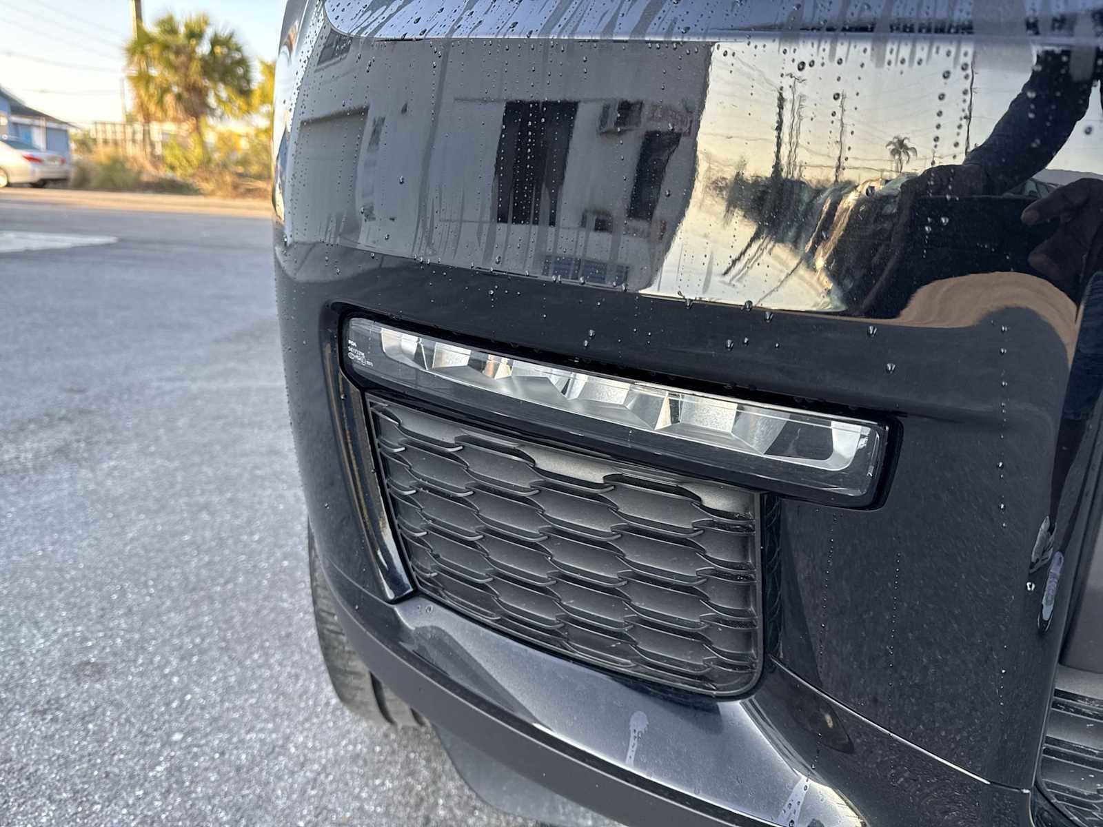 Used 2023 Jeep Grand Cherokee L Limited w/ Black Appearance Package image 10