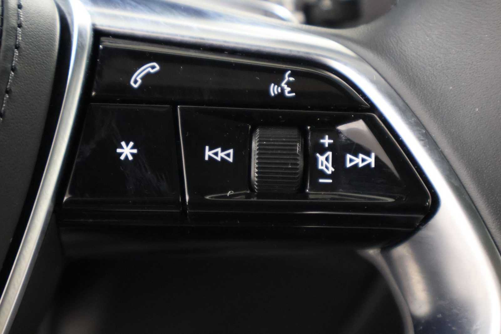 Used 2025 Audi A8 L 3.0T AWD/4WD image 26