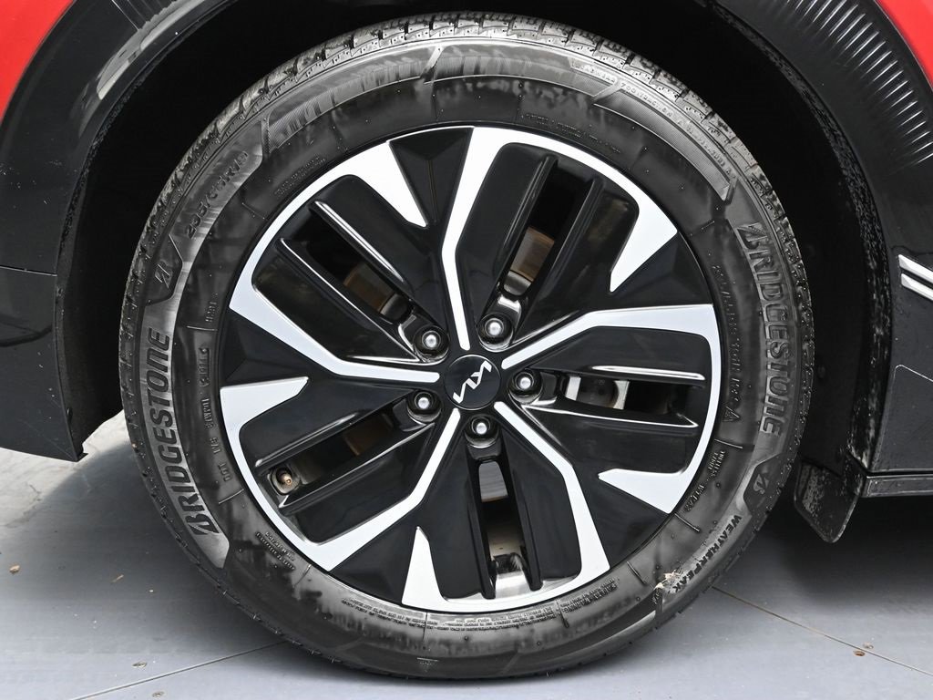 Used 2022 Kia EV6 Wind image 13