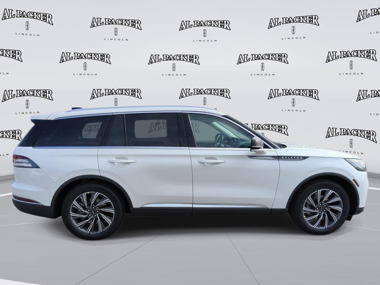 New 2026 Lincoln Aviator 2WD image 6
