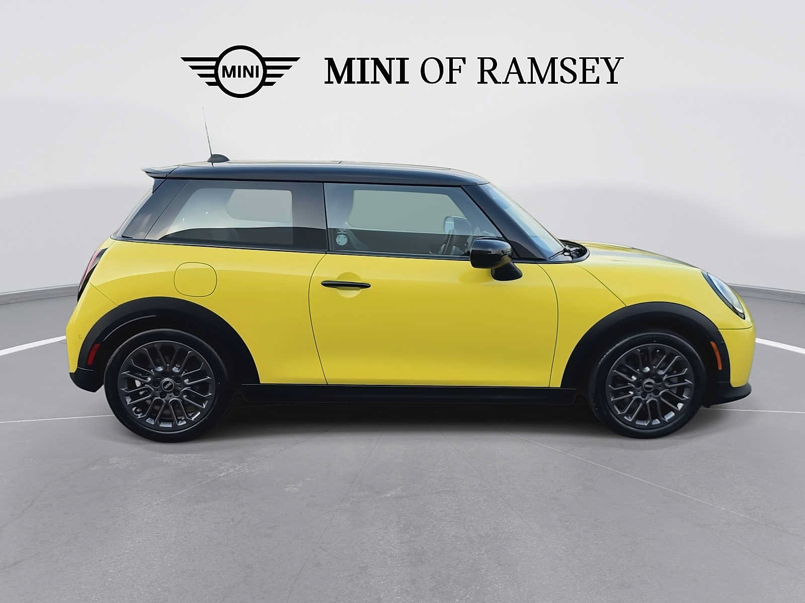 Used 2026 MINI Cooper S FWD image 9