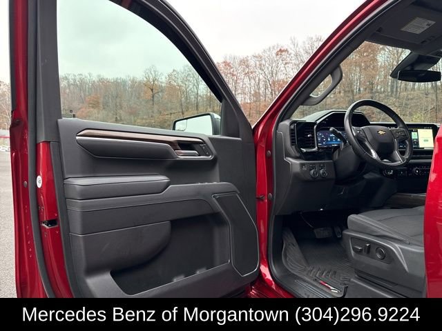 Used 2023 Chevrolet Silverado 1500 LT w/ Z71 Off-Road Package AWD/4WD image 19