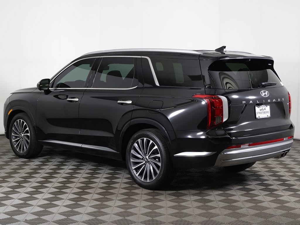 Used 2025 Hyundai Palisade Calligraphy image 15