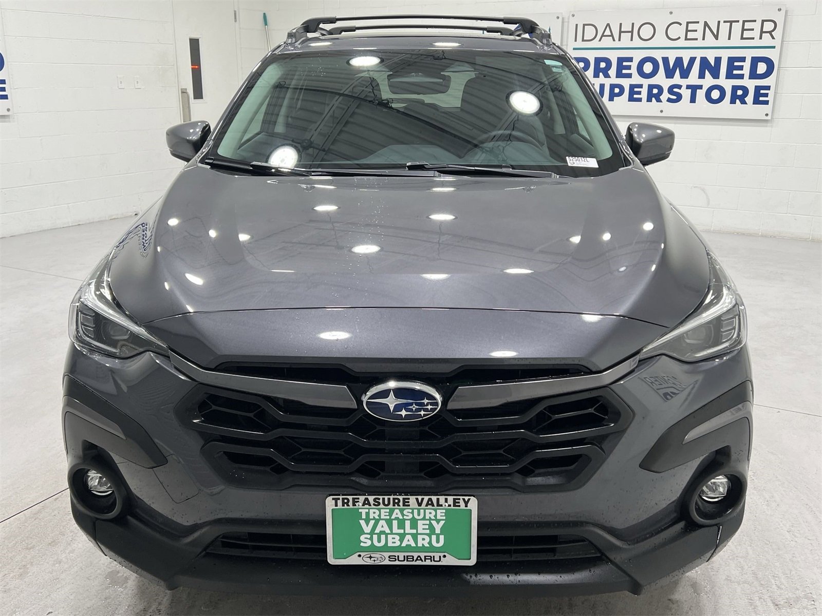 Certified 2025 Subaru Crosstrek 2.5i Limited w/ Crosstrek Mirror Package image 3
