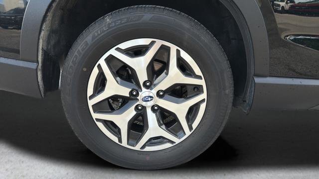 Used 2022 Subaru Forester Premium AWD/4WD image 26