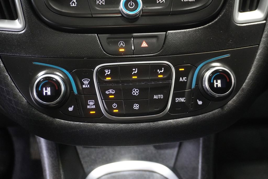 Used 2024 Chevrolet Malibu LT w/ Midnight Edition image 16