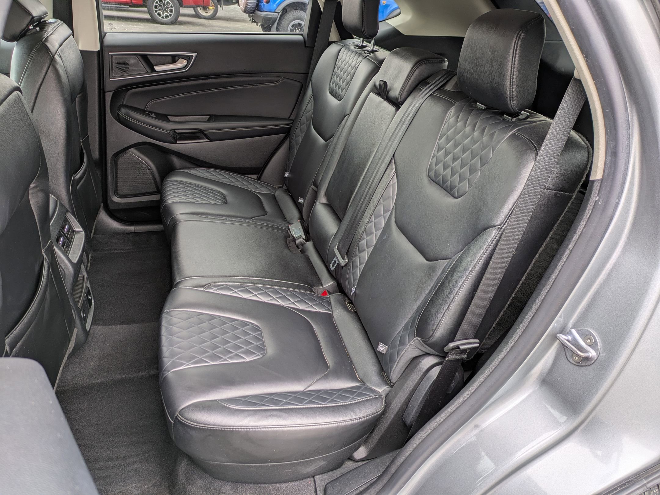 Used 2024 Ford Edge Titanium image 17