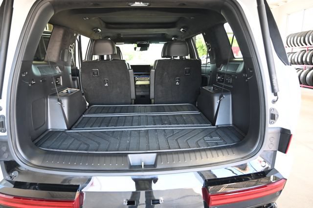 Used 2024 Hyundai Santa Fe Calligraphy AWD/4WD image 34