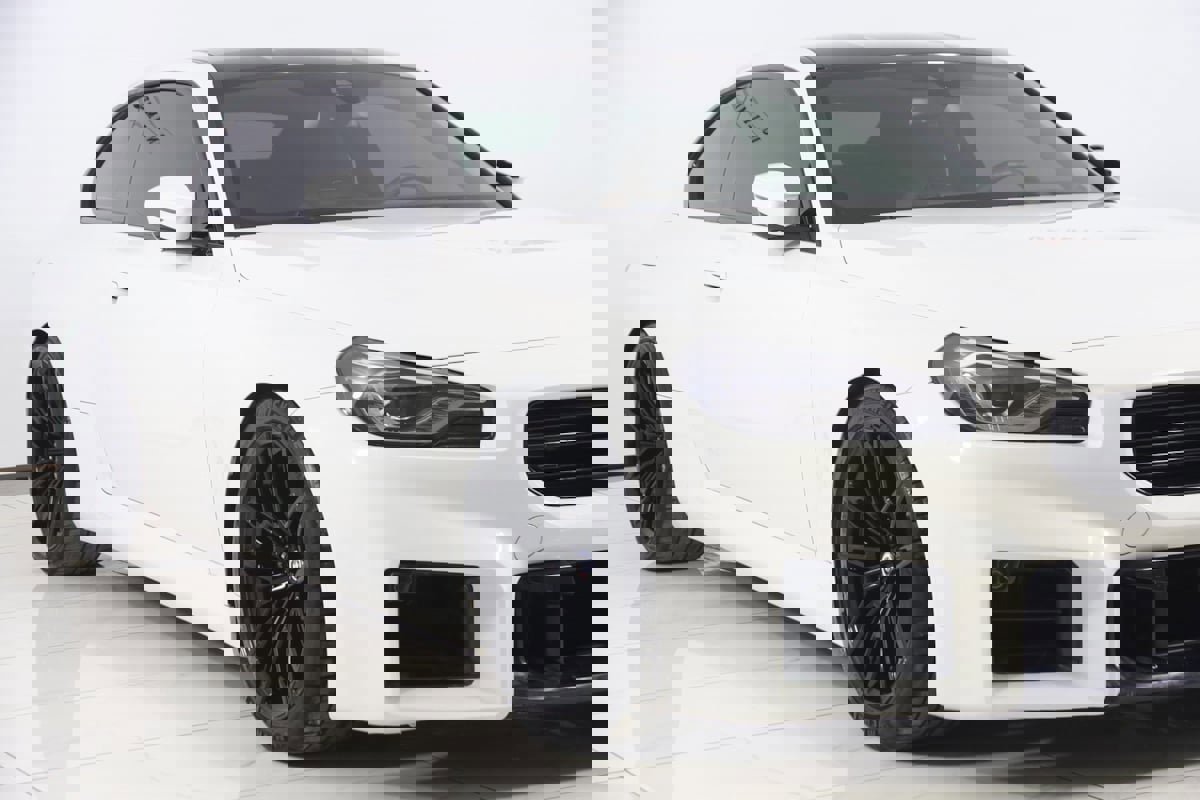 Used 2023 BMW M2 w/ Lighting Package image 57