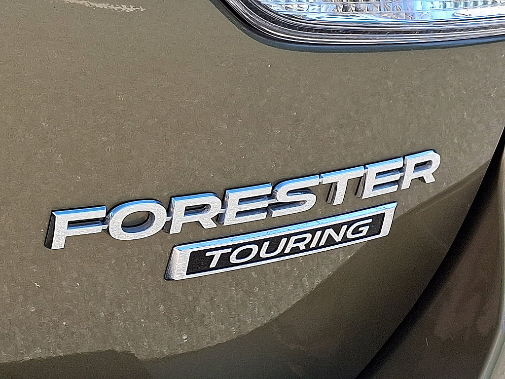 Used 2023 Subaru Forester Touring AWD/4WD image 19