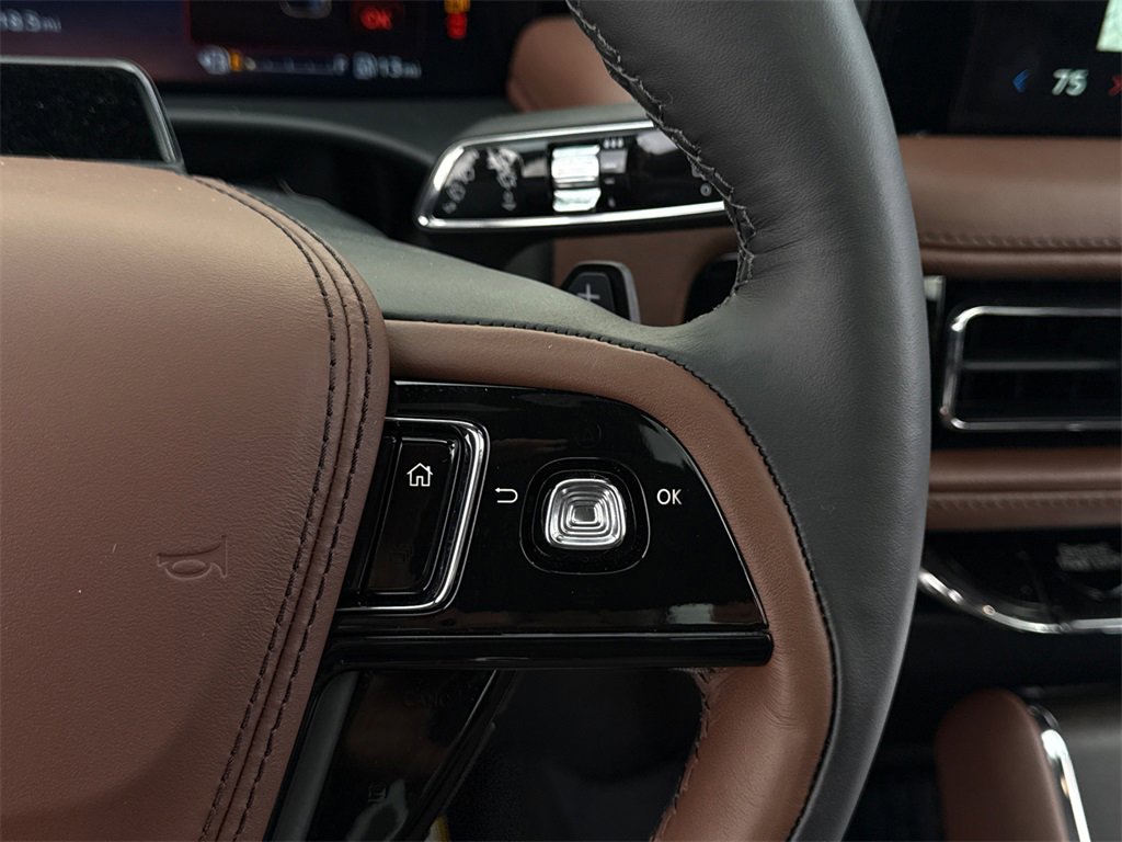 New 2026 Lincoln Aviator Reserve image 30