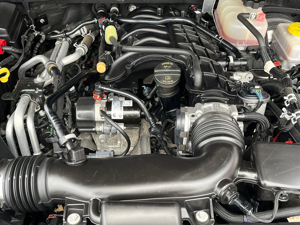 Used 2022 Jeep Wrangler Unlimited Sahara image 23