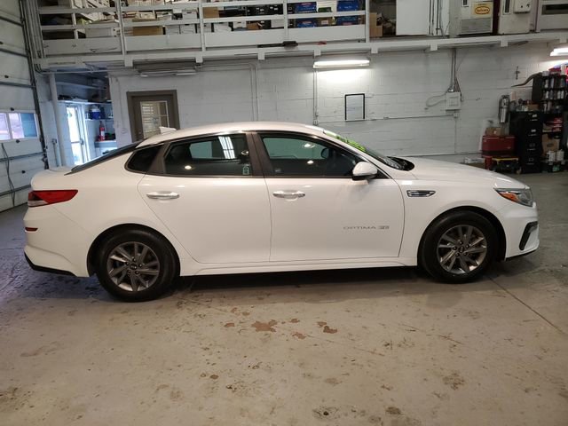Used 2020 Kia Optima LX image 8