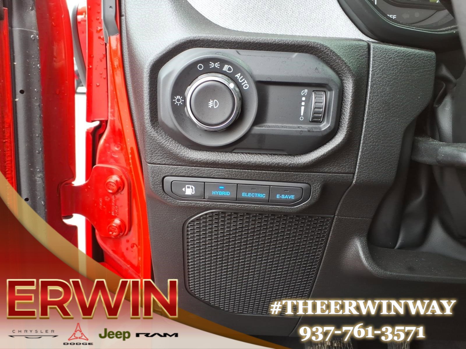 Certified 2025 Jeep Wrangler Willys 4xe image 15