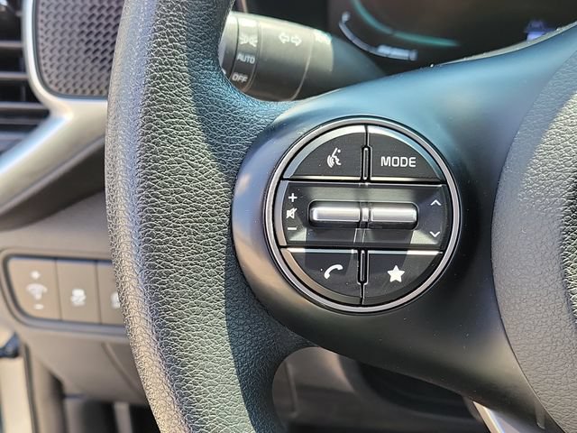 Used 2024 Kia Soul LX w/ Option Group 015 FWD image 9