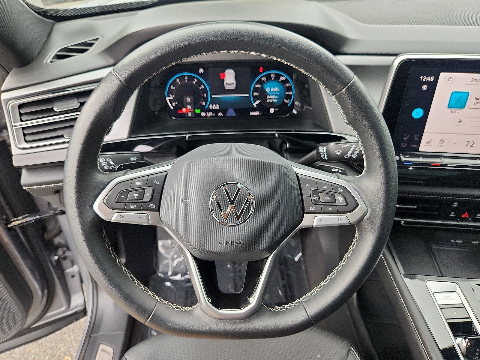 Used 2024 Volkswagen Atlas Cross Sport SE AWD/4WD image 19