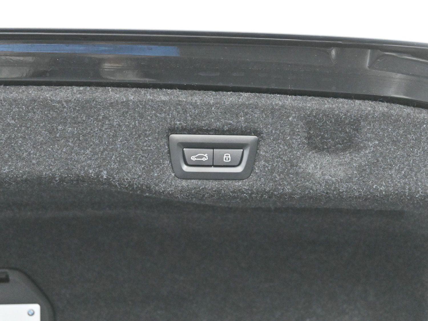 Used 2024 BMW i5 eDrive40i w/ M Sport Package image 10