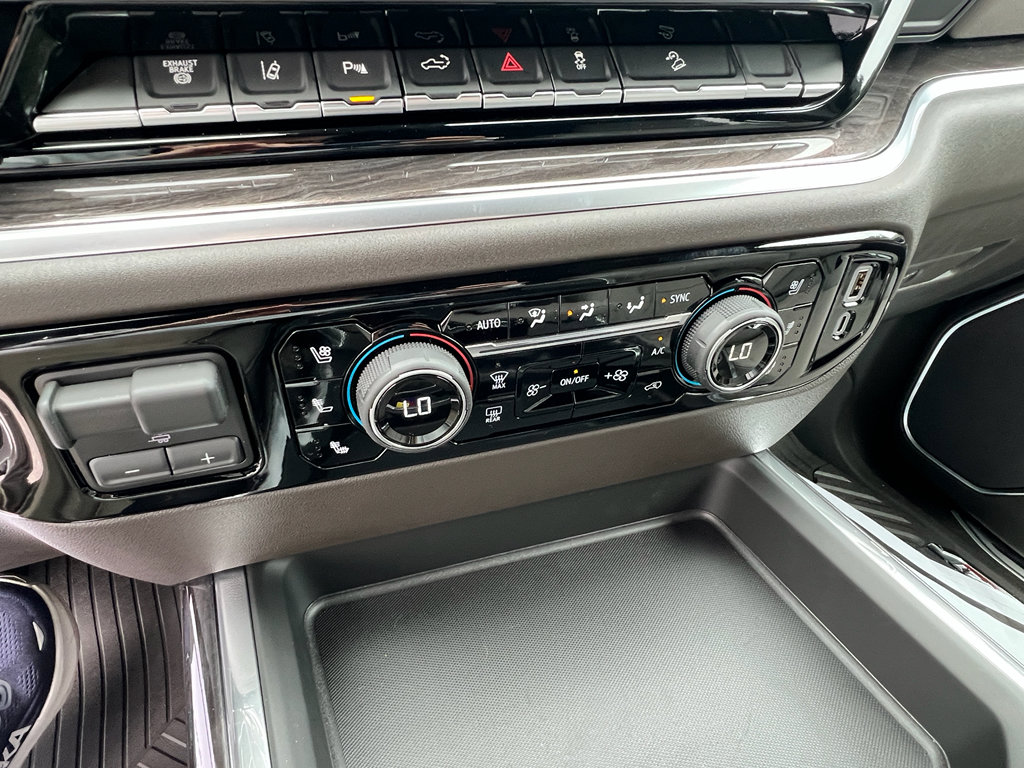 New 2026 Chevrolet Silverado 2500 LTZ w/ LTZ Convenience Package image 29