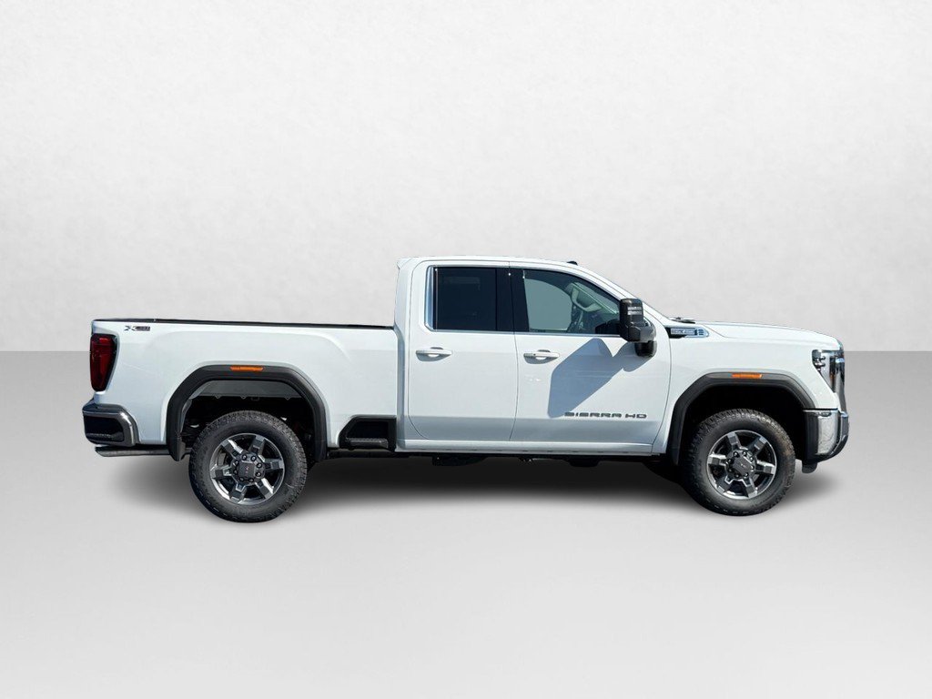 New 2026 GMC Sierra 2500 SLE AWD/4WD image 2