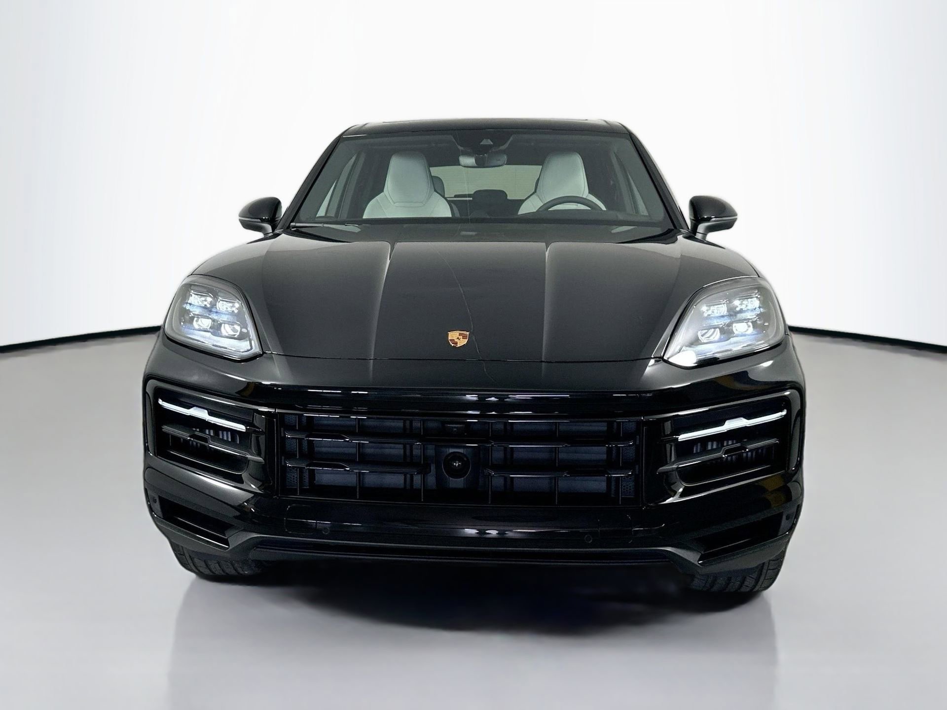 Certified 2025 Porsche Cayenne E-Hybrid image 10