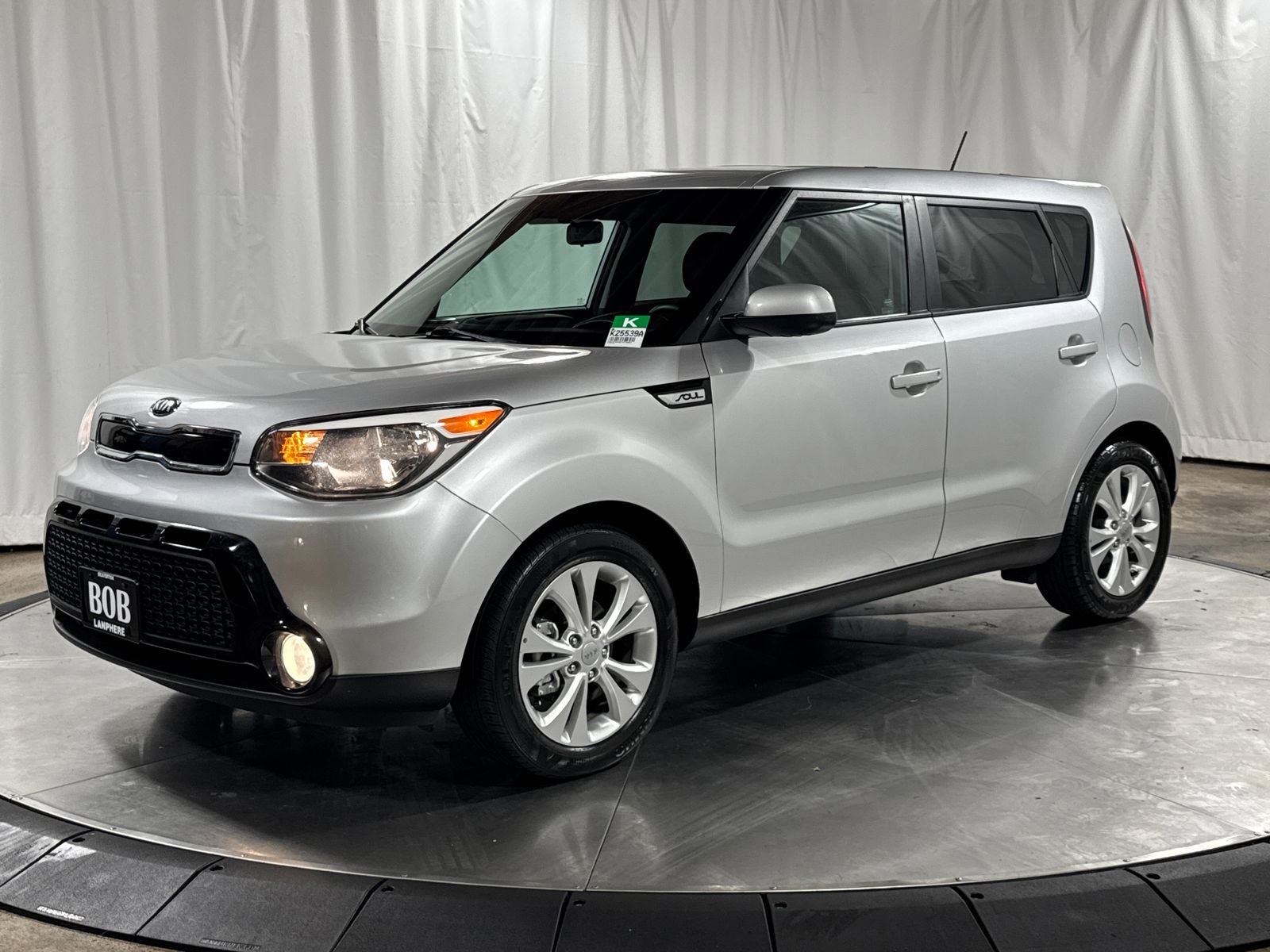 Used 2016 Kia Soul + w/ Audio Package FWD image 1