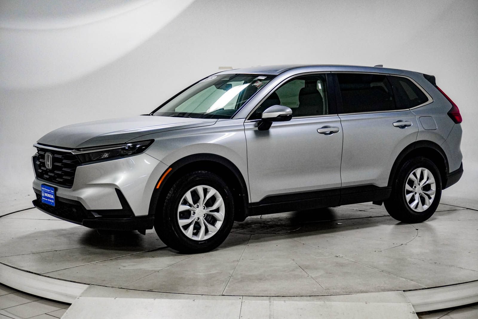 Used 2025 Honda CR-V LX image 4