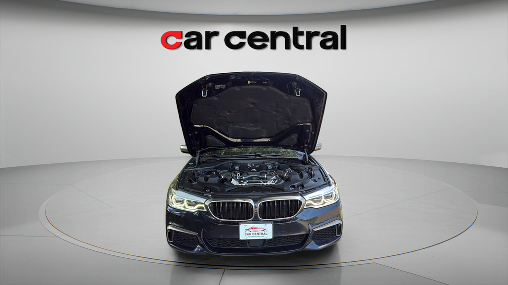 Used 2020 BMW M550i xDrive AWD/4WD image 9