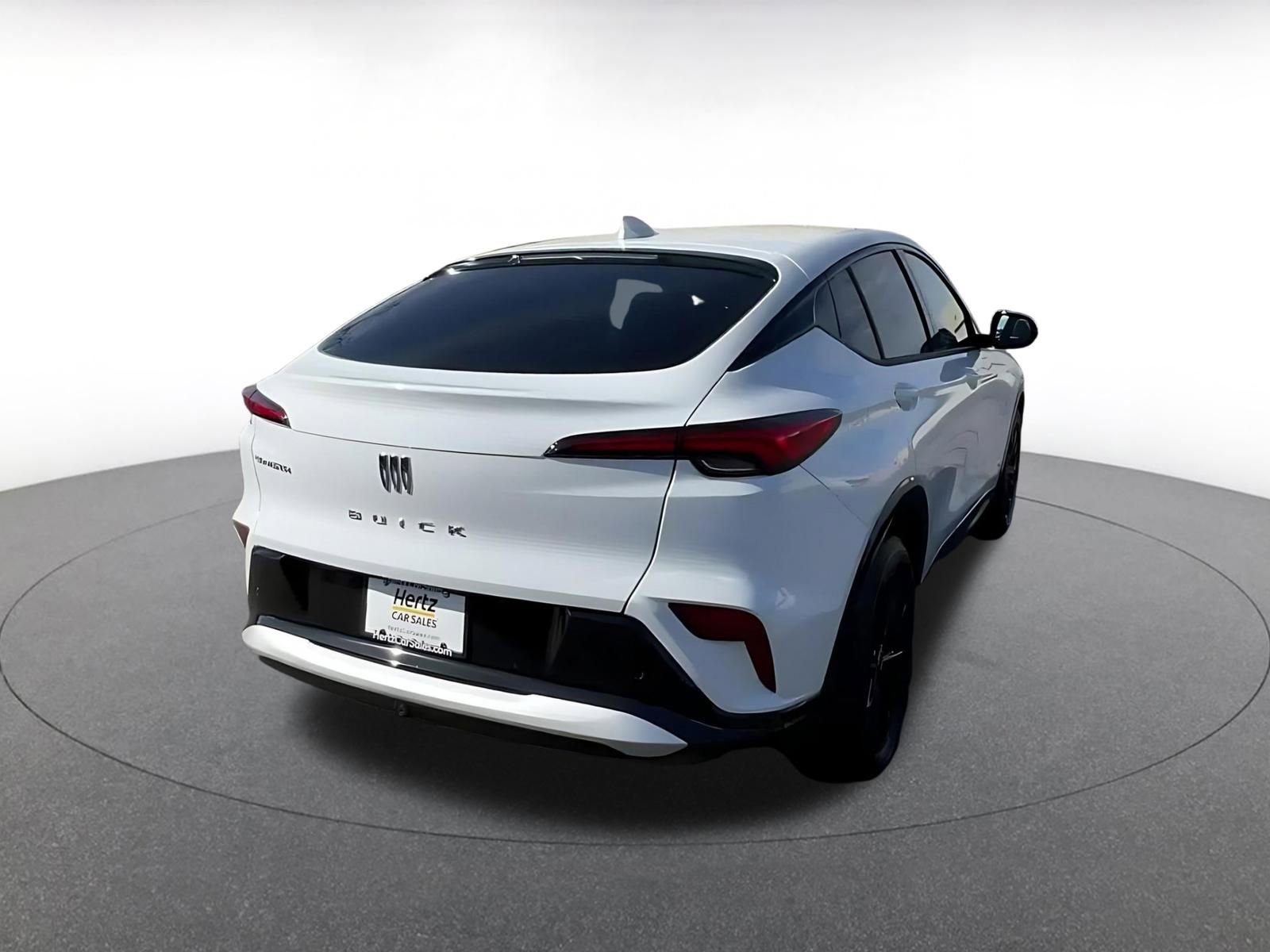 Used 2025 Buick Envista Sport Touring image 14