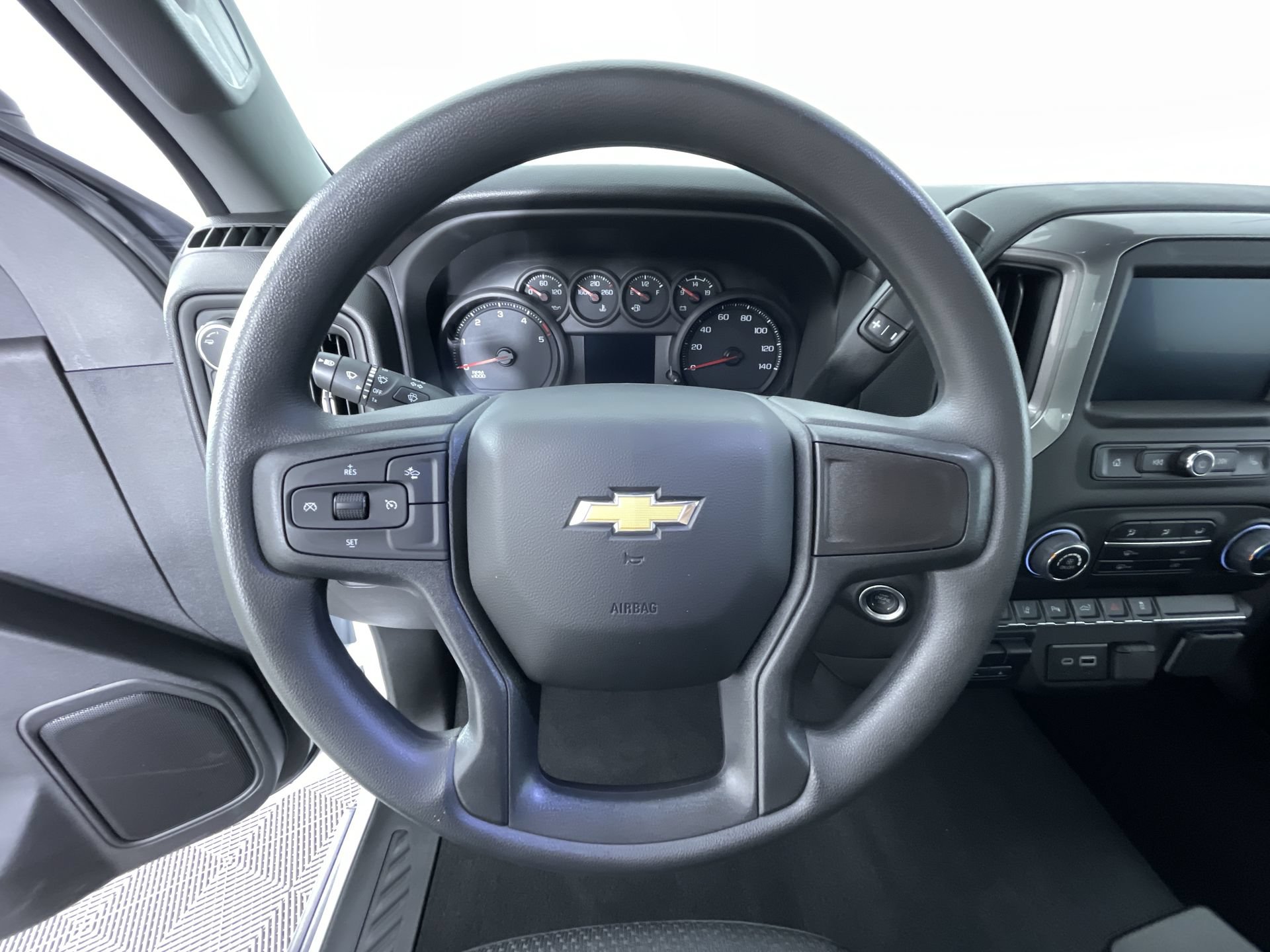 Used 2025 Chevrolet Silverado 3500 W/T AWD/4WD image 16