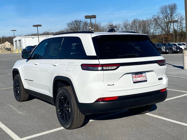 New 2025 Jeep Grand Cherokee Altitude AWD/4WD image 5