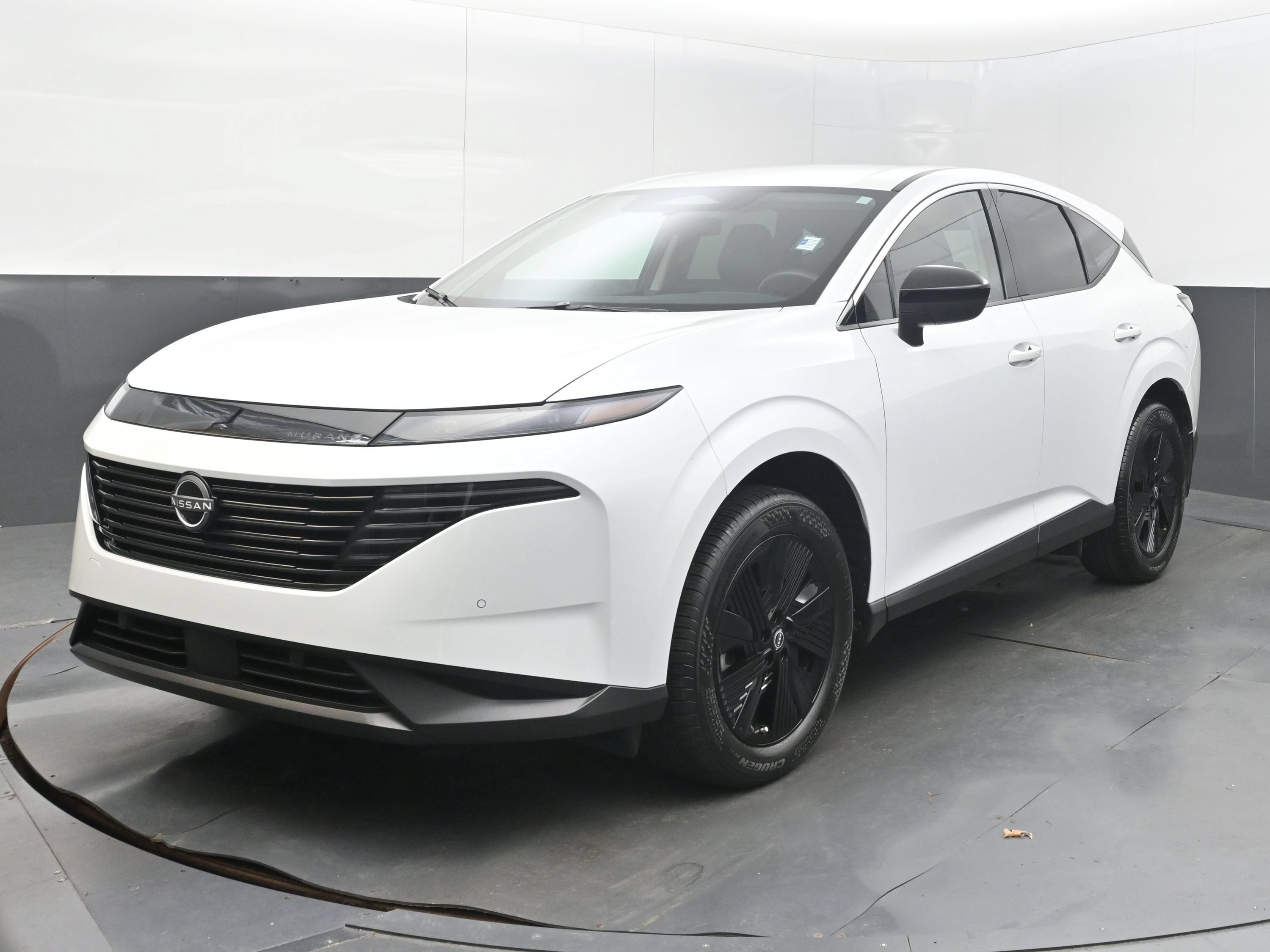Used 2025 Nissan Murano SV FWD image 4