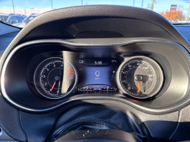 Used 2019 Jeep Cherokee Limited w/ Technology Group AWD/4WD image 20