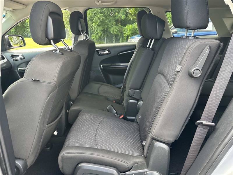 Used 2020 Dodge Journey SE FWD image 12