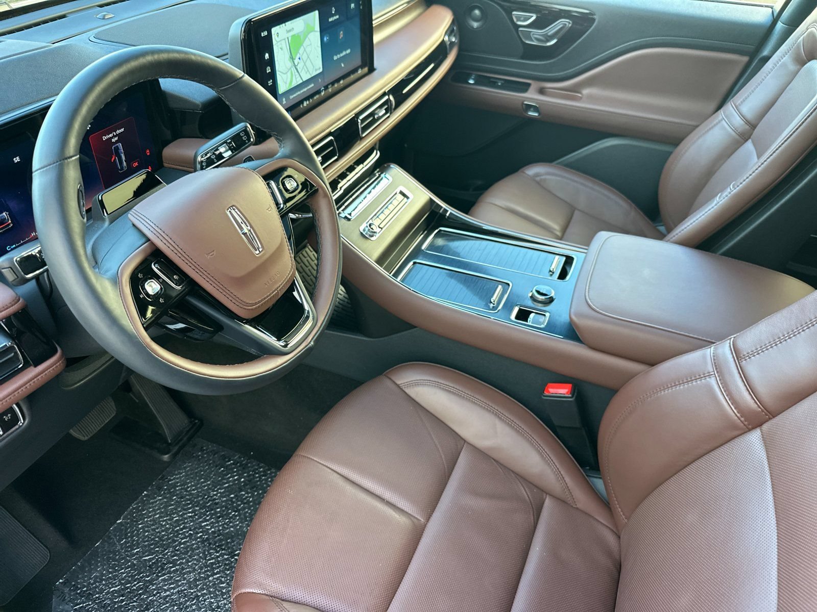 New 2026 Lincoln Aviator Reserve AWD/4WD image 9