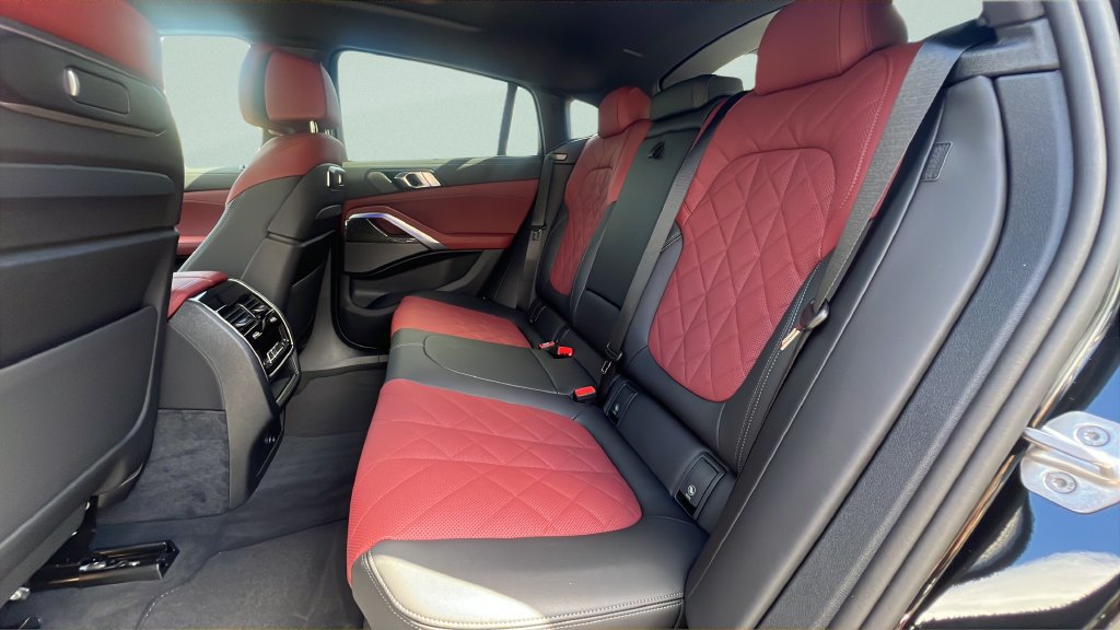 New 2027 BMW X6 M60i AWD/4WD image 9
