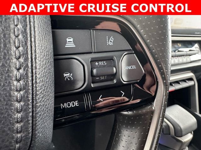 Used 2022 Toyota Tundra SR5 w/ SR5 Convenience Package image 24