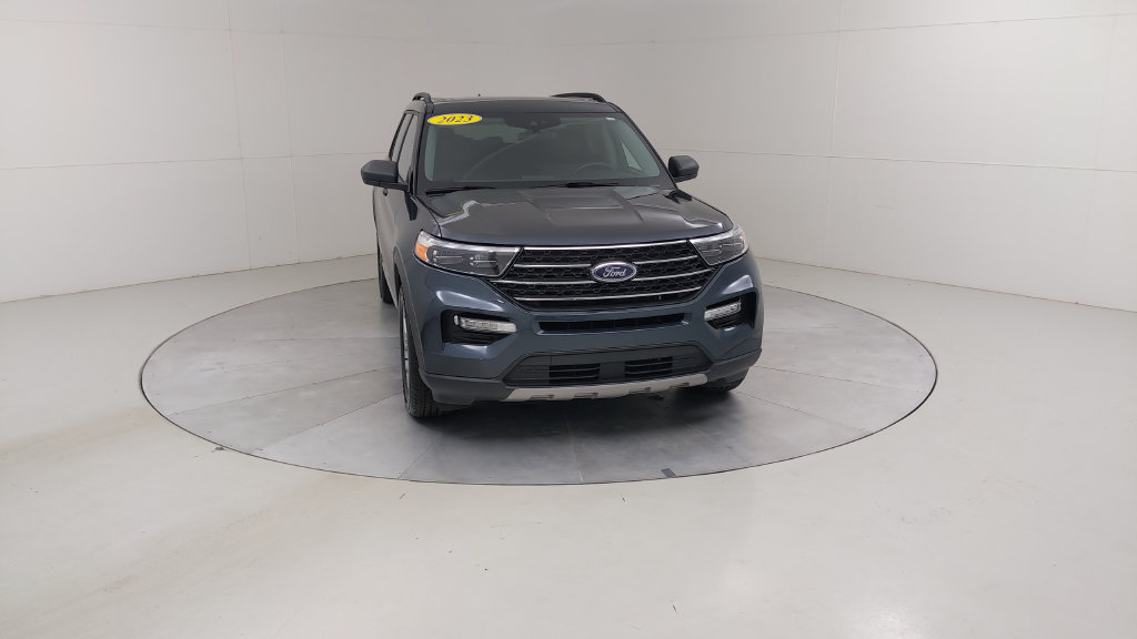 Certified 2023 Ford Explorer XLT w/ Equipment Group 202A AWD/4WD image 11