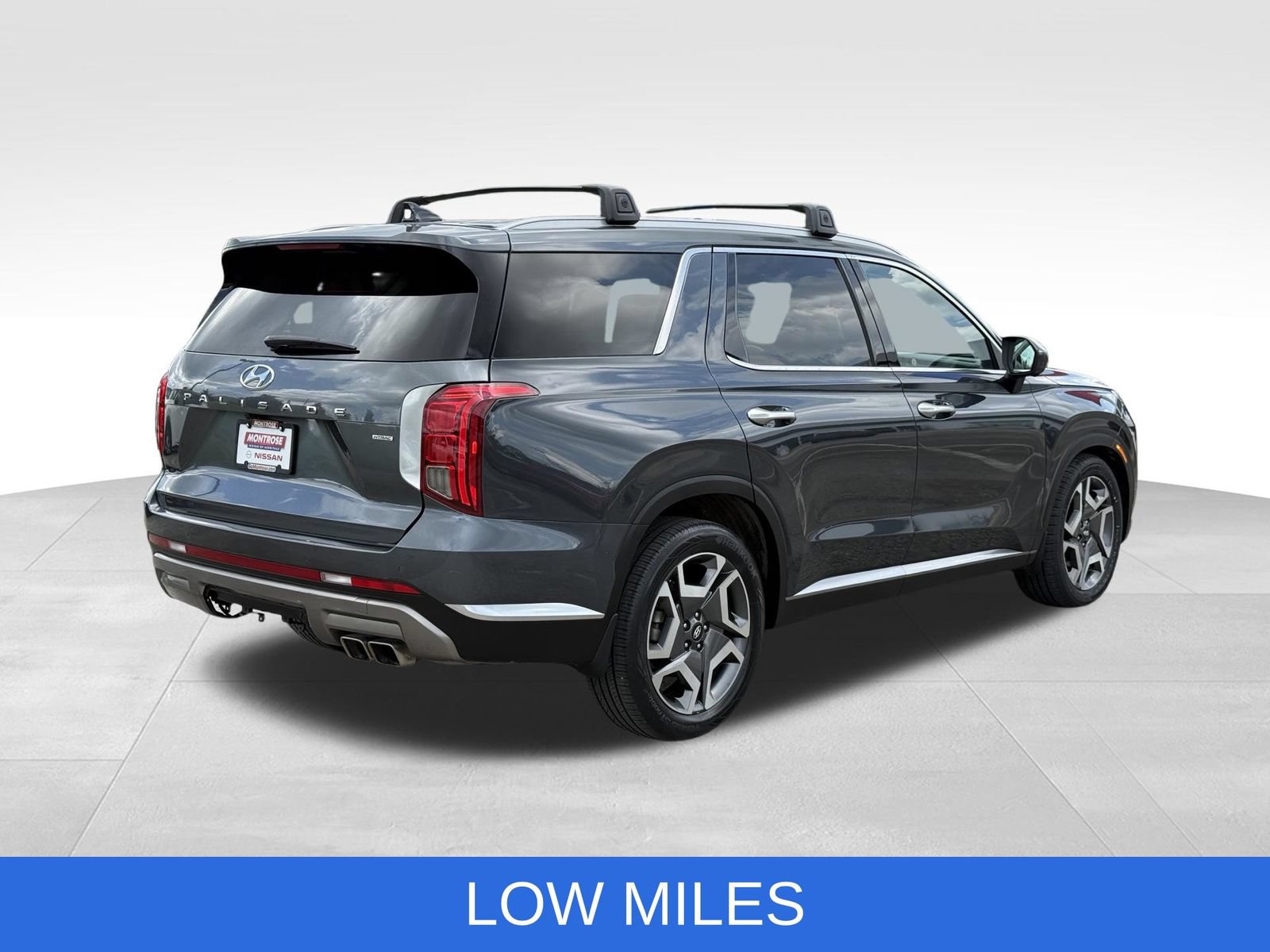 Used 2024 Hyundai Palisade Limited AWD/4WD image 12