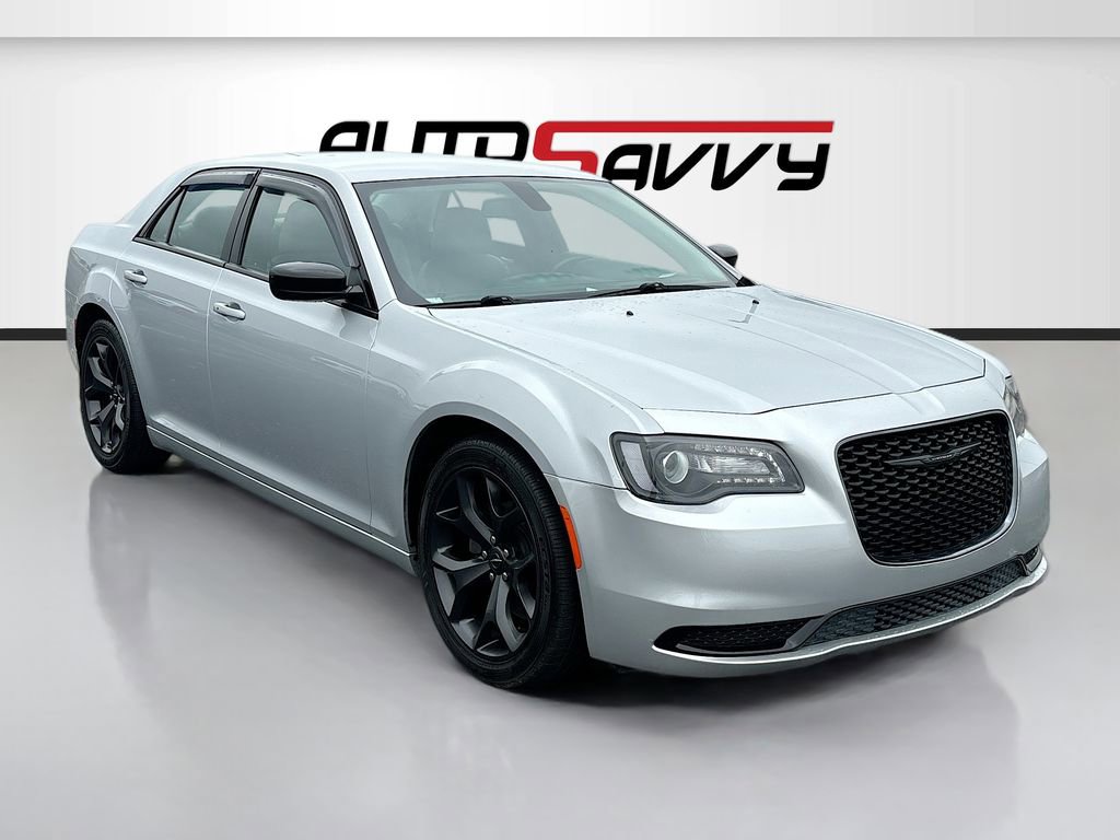 Used 2021 Chrysler 300 Touring w/ Sport Appearance Package image 1