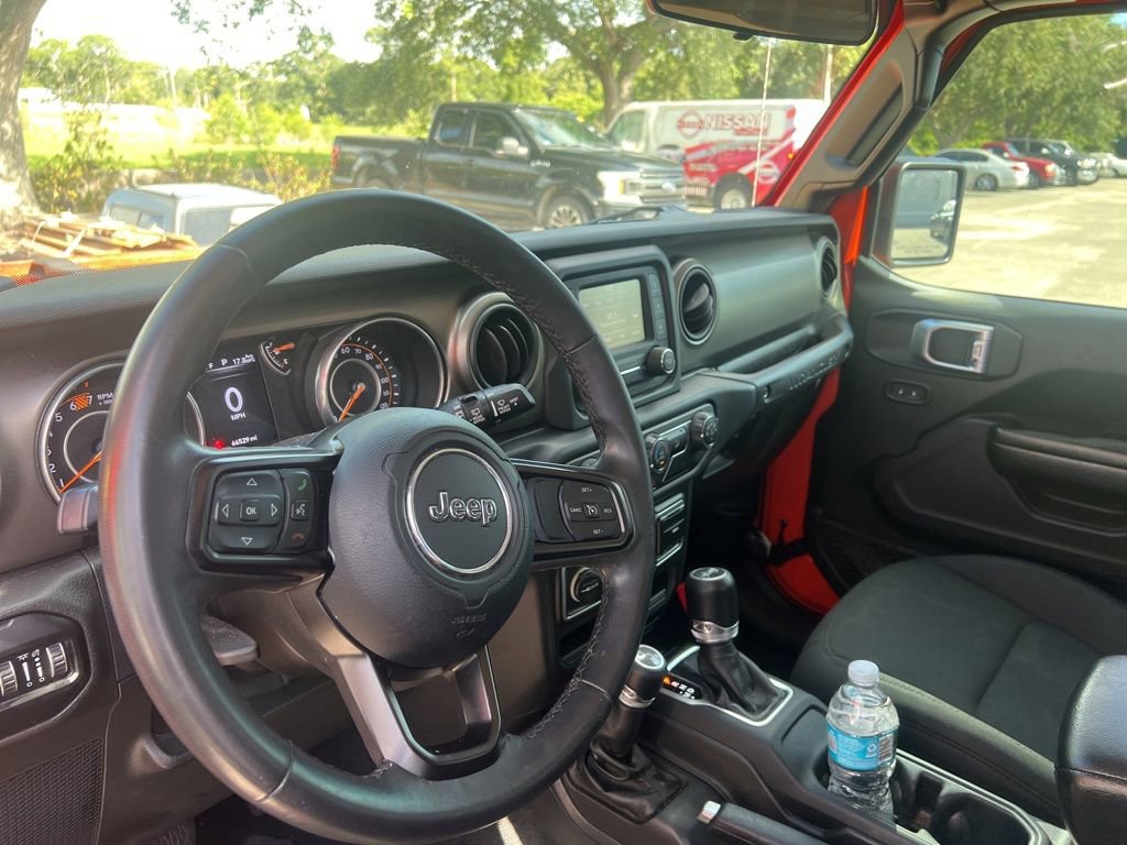 Used 2018 Jeep Wrangler Sport AWD/4WD image 9