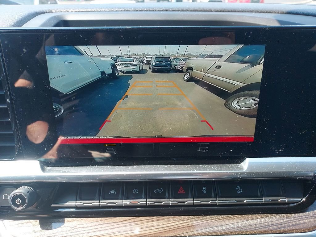 Used 2022 Chevrolet Silverado 1500 LT image 23