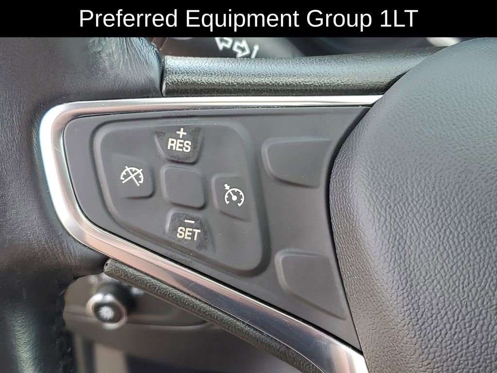 Used 2018 Chevrolet Equinox LT w/ Sun & Infotainment Package AWD/4WD image 11